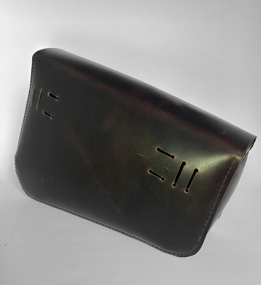 "Rider Bat Leather Saddle Bag – Handcrafted Bike Side Bag for Classic & Cruiser Motorcycles"