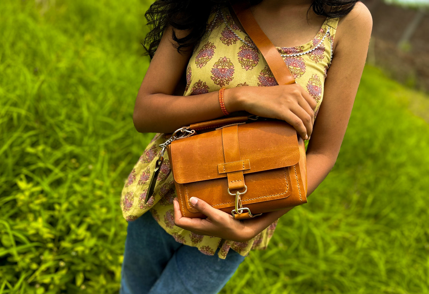 Anvaya Urban Tan Leather Sling Bag – Handmade Crossbody Bag with Removable Strap & Snap Hook Closure