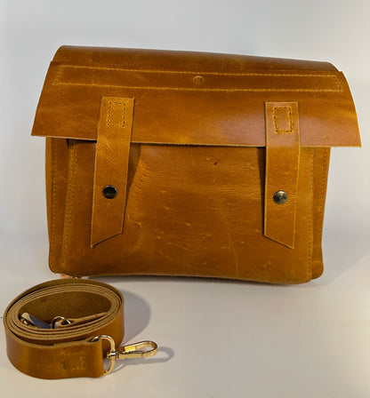 Rustique Charm Leather Crossbody Bag – 400g, Removable Strap, Button Lock, Handmade | Pure Leather